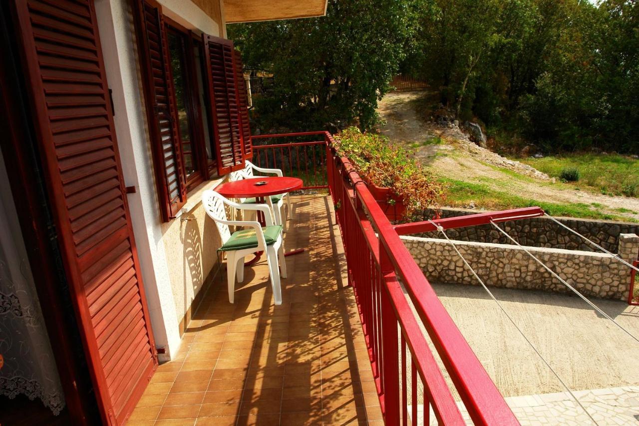 Apartments Nikolina Novi Vinodolski Exterior photo